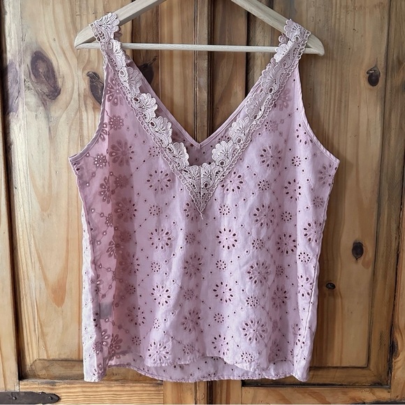 Niay Mauve Dusty Rose Eyelet Lace Trim V Neck Tank Top - Extra Large - Picture 6 of 7